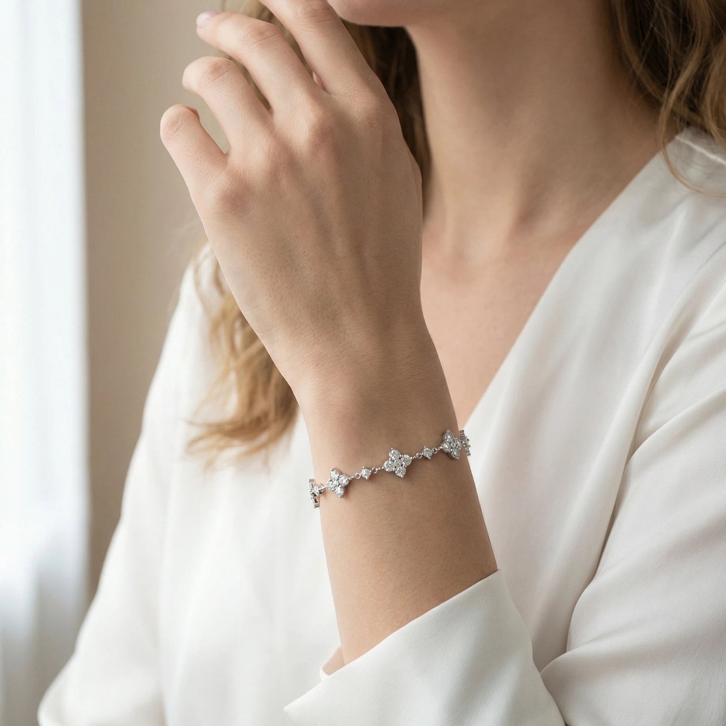 4Leaf Clover Lucky Bracelet – 925 Sterling Silver, Lab-Grown Moissanite, Ideal Gift for Women
