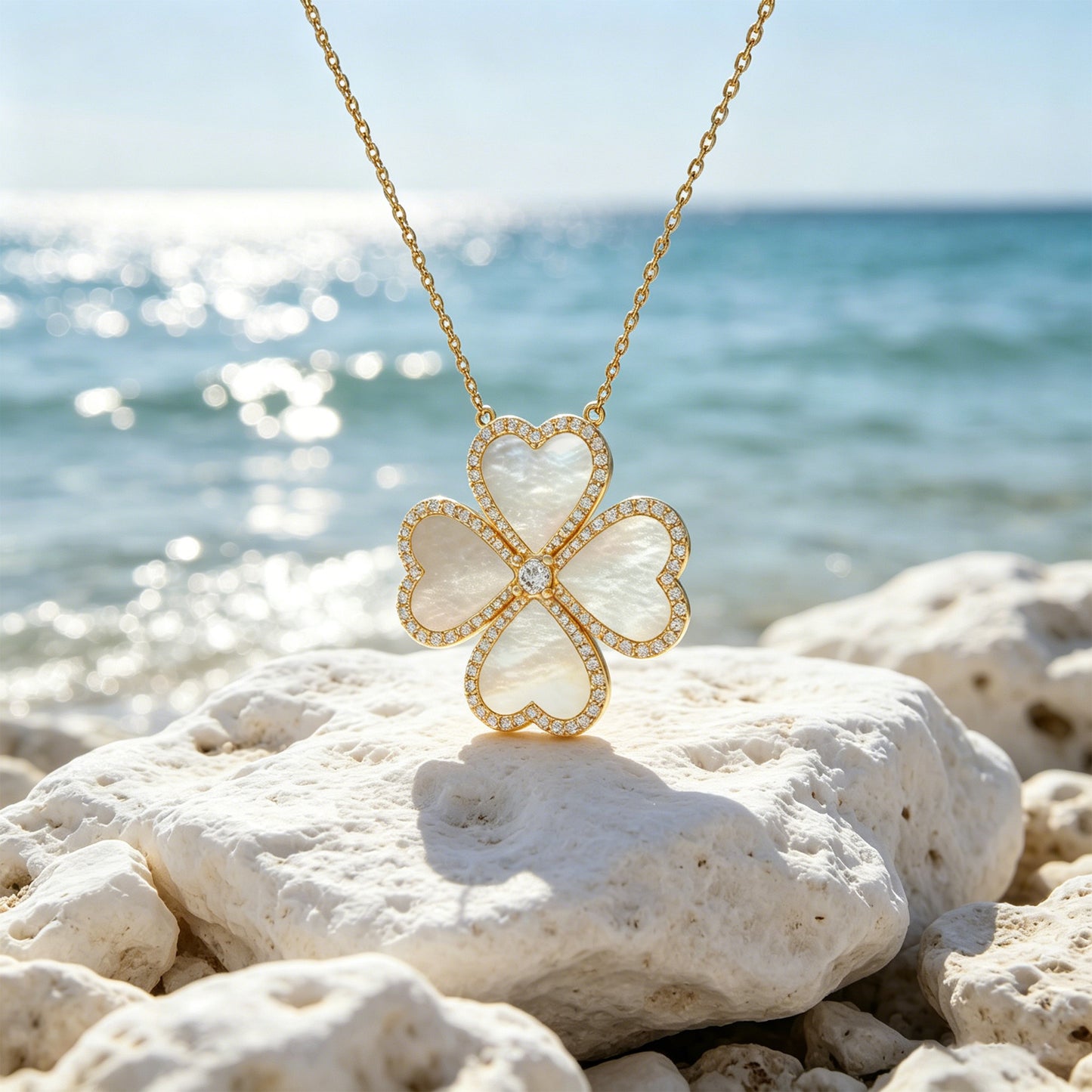 10K 14K Yellow Gold Heart Pendant Necklace, 0.5CT Lab Grown Diamond with 4 Natural Mother of Pearl Handmade Fine Jewelry 中文
